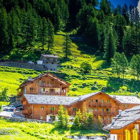 Alta Luce Mountain Lodge Gressoney-la-Trinité Buitenkant foto