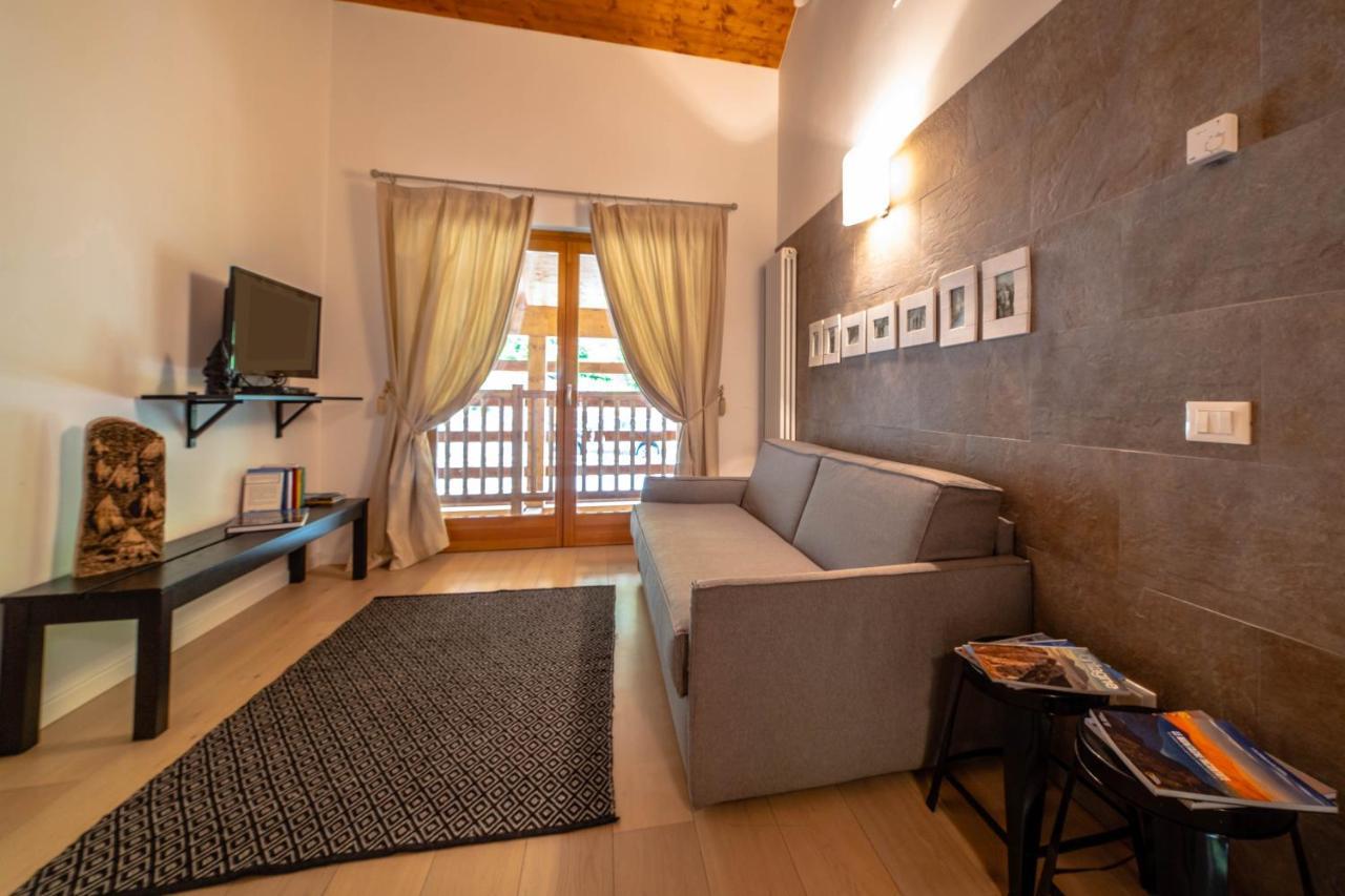 Alta Luce Mountain Lodge Gressoney-la-Trinité Buitenkant foto