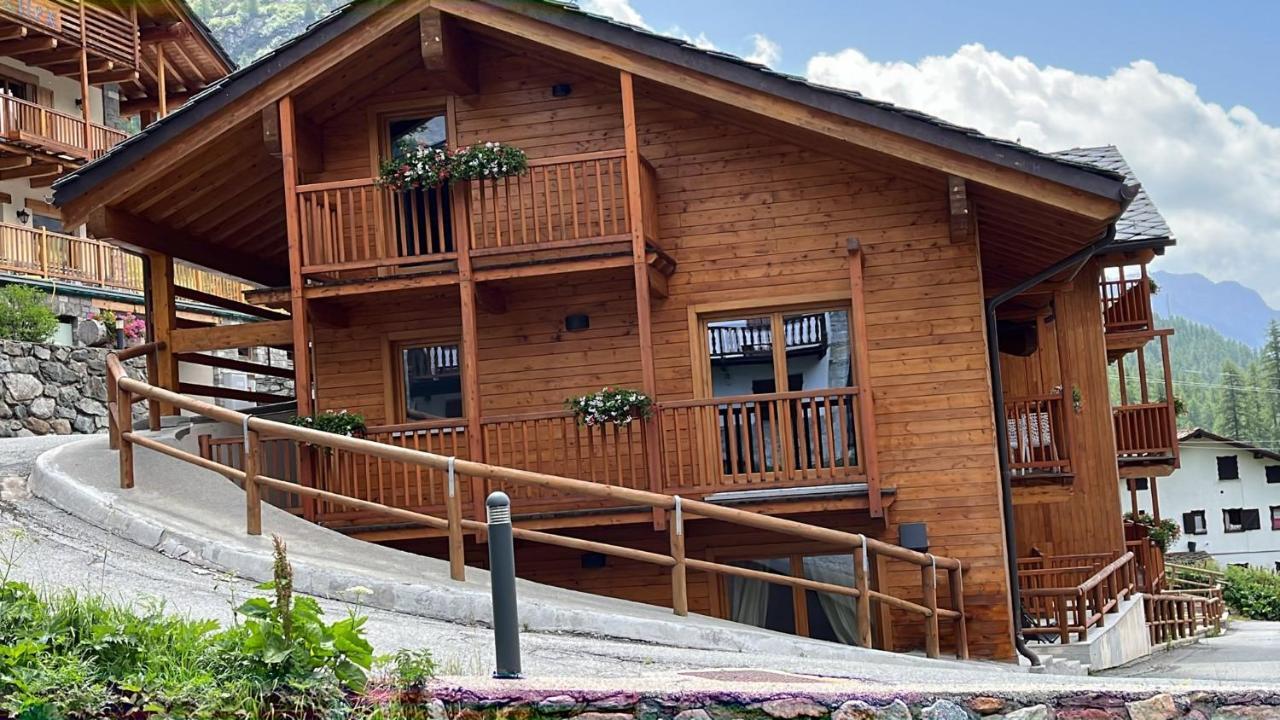 Alta Luce Mountain Lodge Gressoney-la-Trinité Buitenkant foto